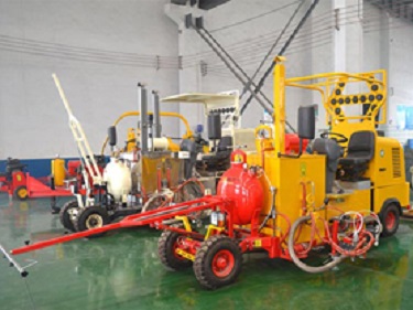 AC-MTS Driving-type Thermoplastic Spraying Pavement Striping Equipment